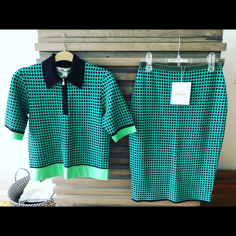 Colored knit pencil skirt,short sleeve shirt. Color:aqua/acid green/black.